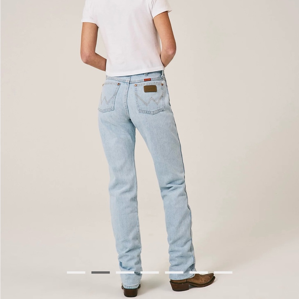 Women’s Wrangler Cowboy Cut Jeans Size 3